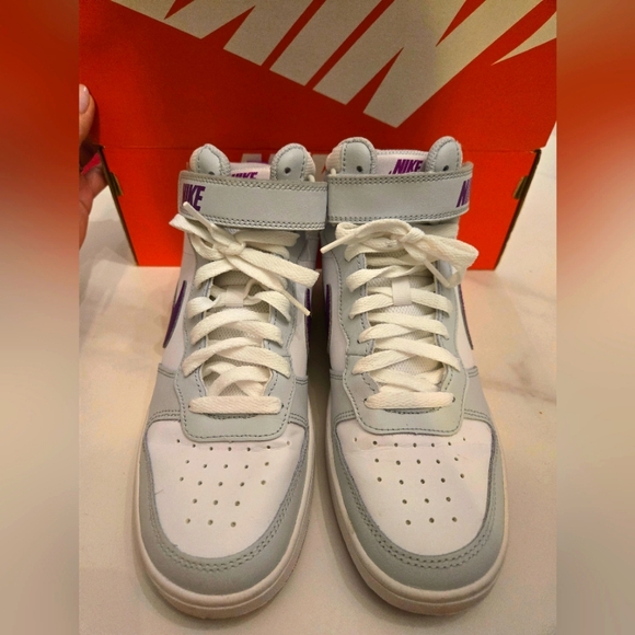 Nike Unisex Kids Court Borough Mid 2 Casual Sneakers - Picture 1 of 6